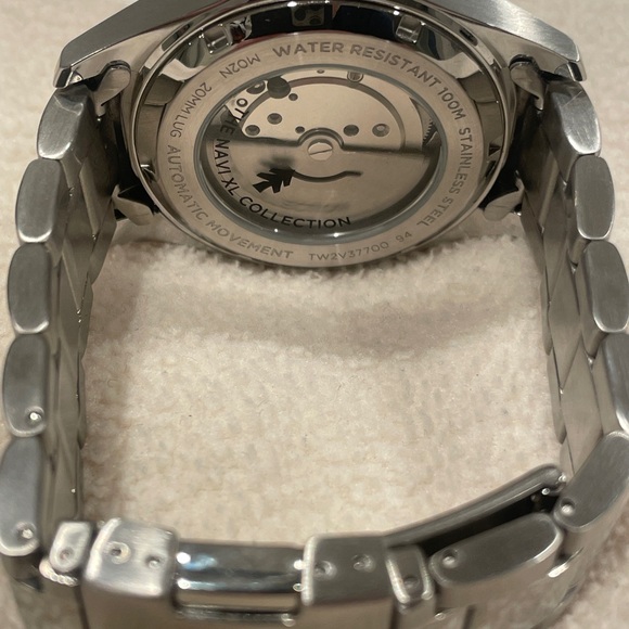 Timex x Huckberry XL Navi Arctic - Limited Edition - Picture 4 of 4